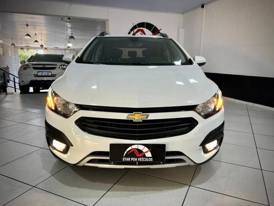 CHEVROLET ONIX 1.4 MPFI ACTIV 8V FLEX 4P AUTOMÁTICO